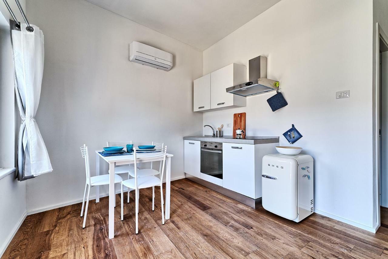 Marina Apartments Colico Exterior photo