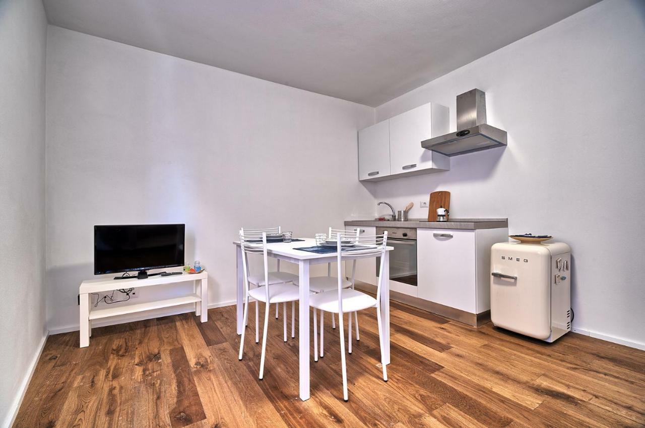 Marina Apartments Colico Exterior photo